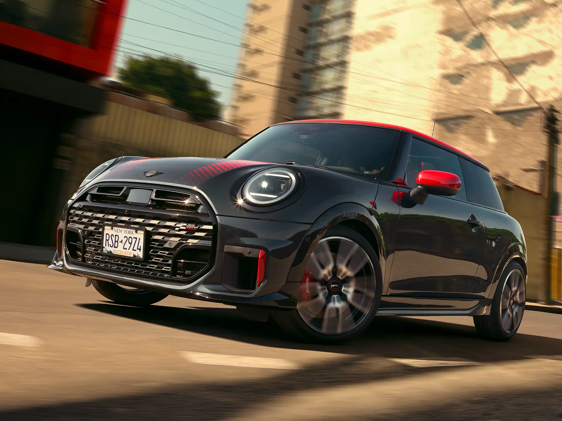 MINI John Cooper Works - F66 JCW Side View