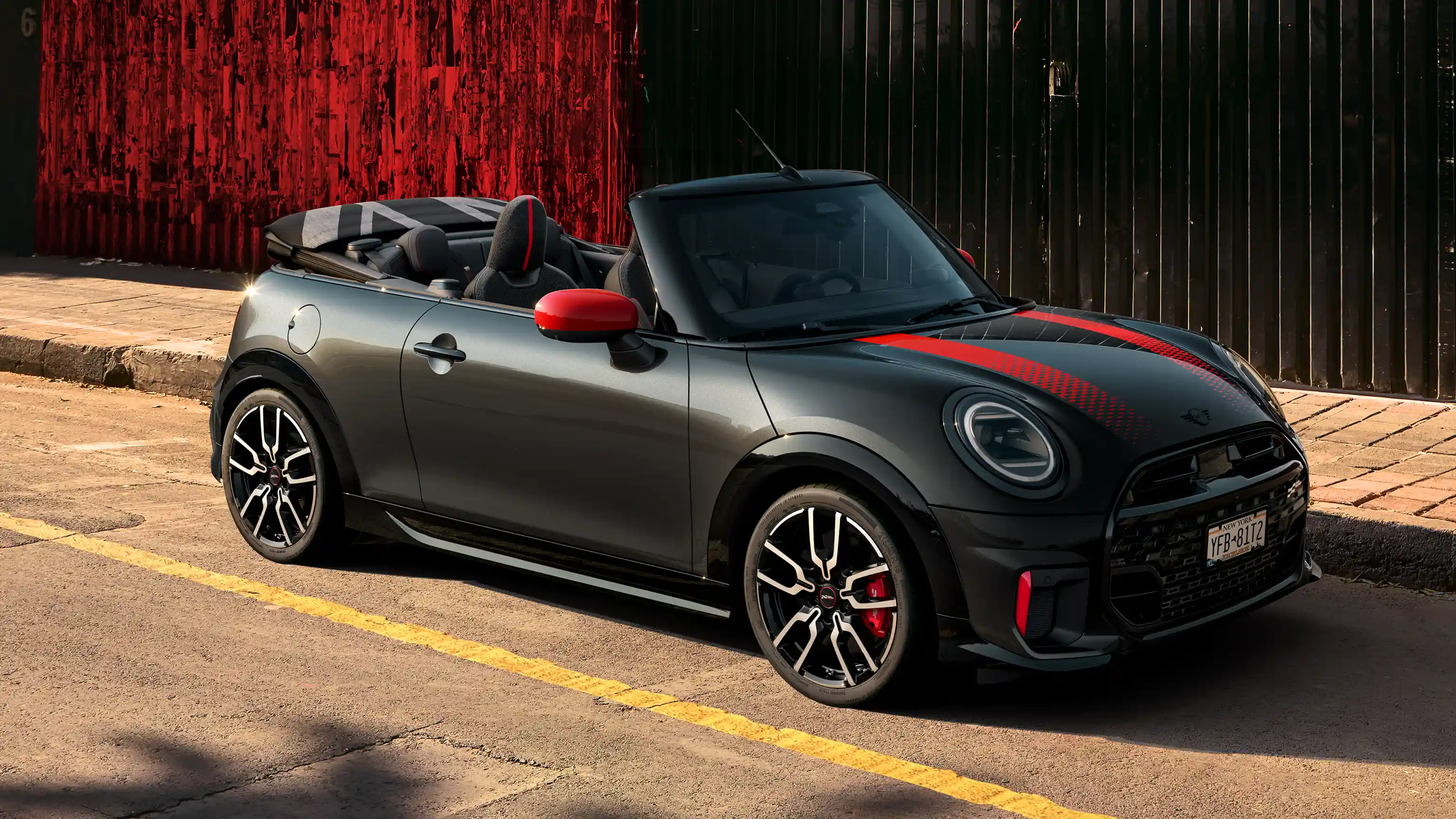 MINI John Cooper Works - F67 JCW Side View