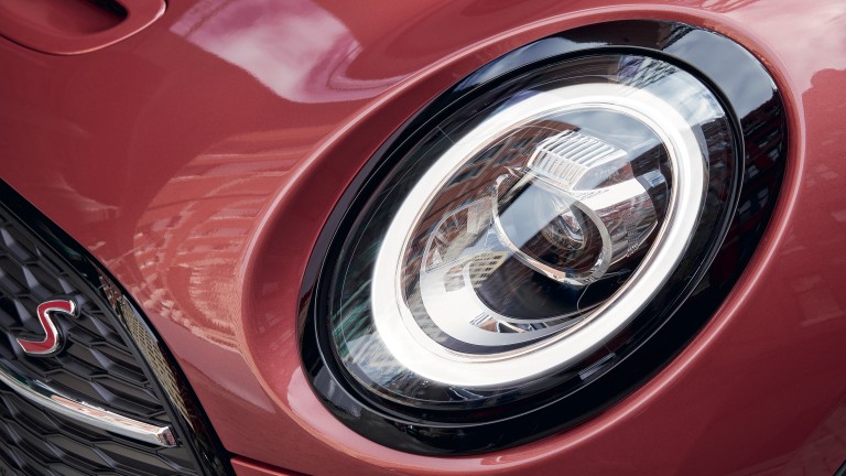 MINI Clubman – front view – LED front headlight
